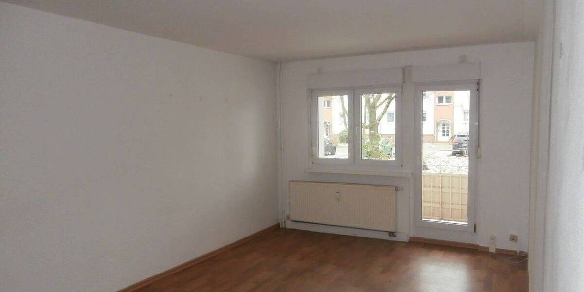 Etagenwohnung Nauen - 3 Zimmer, 59 m&sup2;, 545&euro; | Angebot:26080429