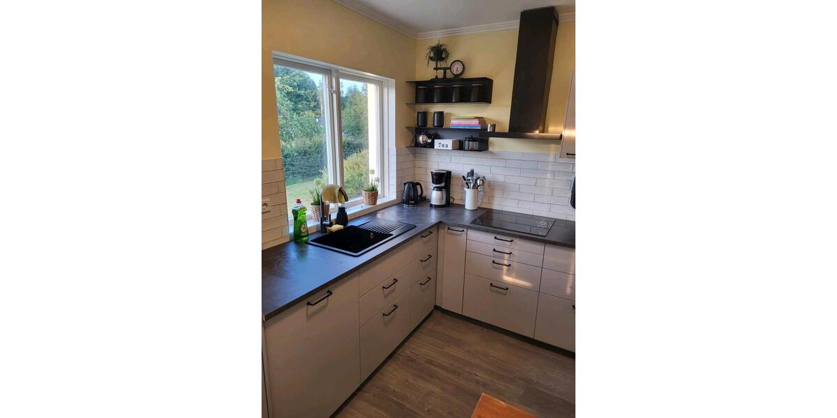 Einfamilienhaus Esens - 7 Zimmer, 100 m&sup2;, 80&euro; | Angebot:24830505