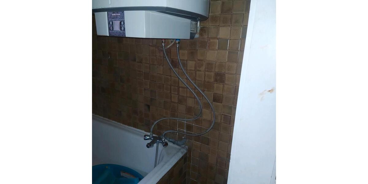 5-Zimmer Wohnung 90 qm im 2-FH in 74343 sehr ruhige Lage 5 zimmer