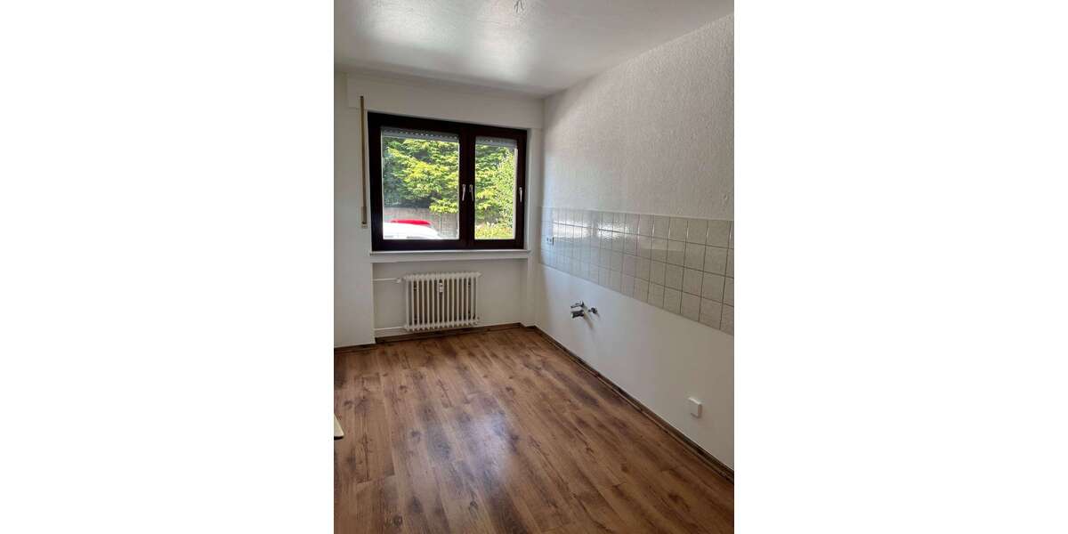 Etagenwohnung Solingen Fürker Irlen - 2 Zimmer, 63 m&sup2;, 580&euro; | Angebot:26952004