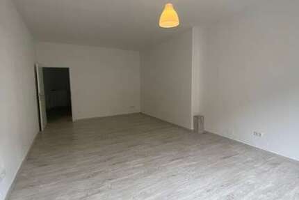 Wohnung zum Mieten in Duisburg 657 € 95 m² 3 zimmer