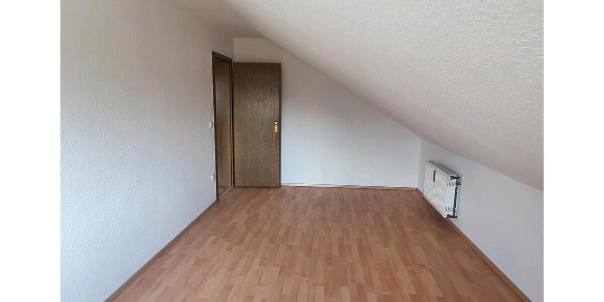 Etagenwohnung Ruppichteroth - 4 Zimmer, 140 m&sup2;, 1.100&euro; | Angebot:26479979