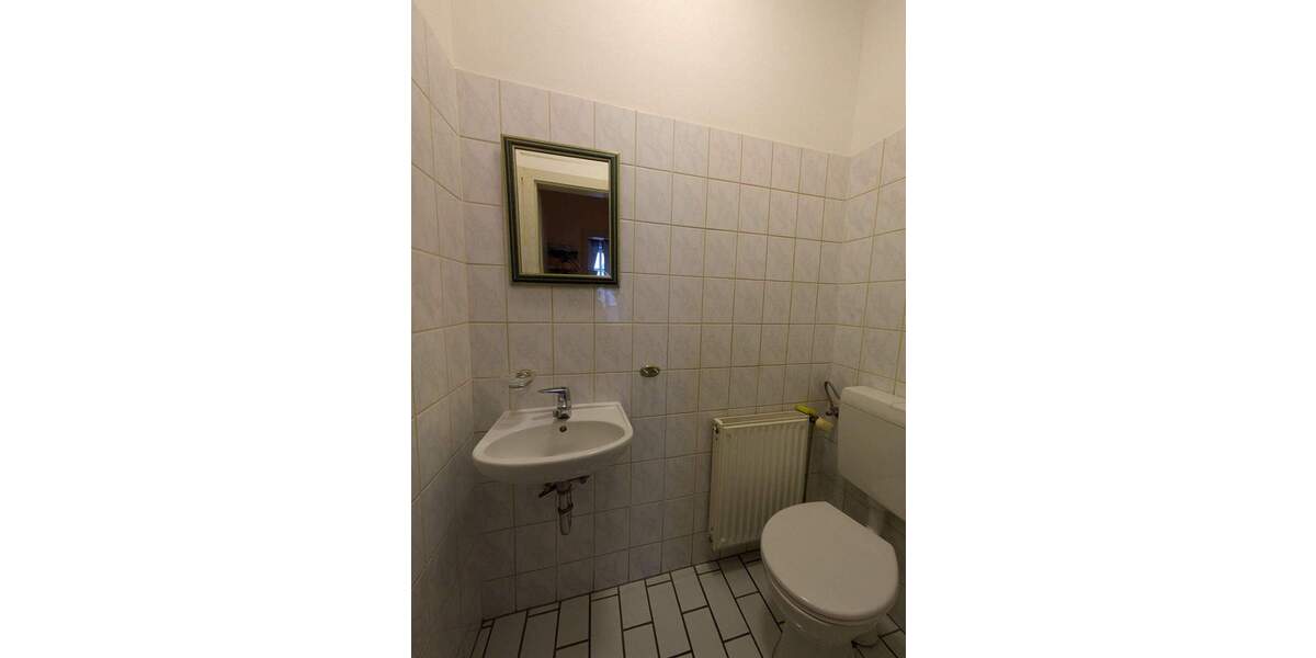 Etagenwohnung Malchow - 3 Zimmer, 200 m&sup2;, 1.250&euro; | Angebot:24918522