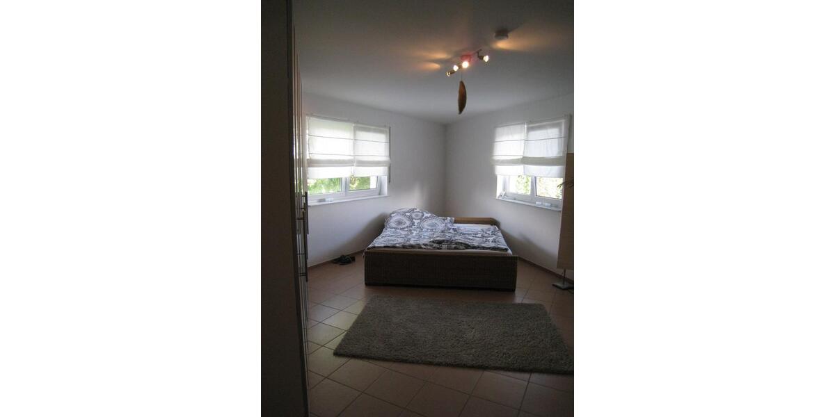 Etagenwohnung Königswinter - 4 Zimmer, 140 m&sup2;, 1.450&euro; | Angebot:24337996