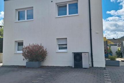 Haus Osann-Monzel Monzel - 3 Zimmer, 124 m&sup2;, 1.450&euro; | Angebot:26230929