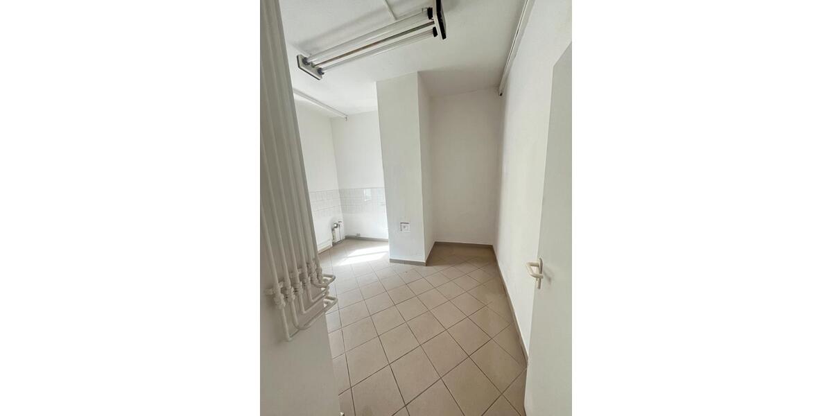 Große Gewerbeeinheit zum Selbstverwirklichen zimmer