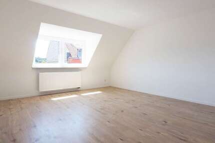 Wohnung Saarbrücken West - 4 Zimmer, 87 m&sup2;, 750&euro; | Angebot:23404000