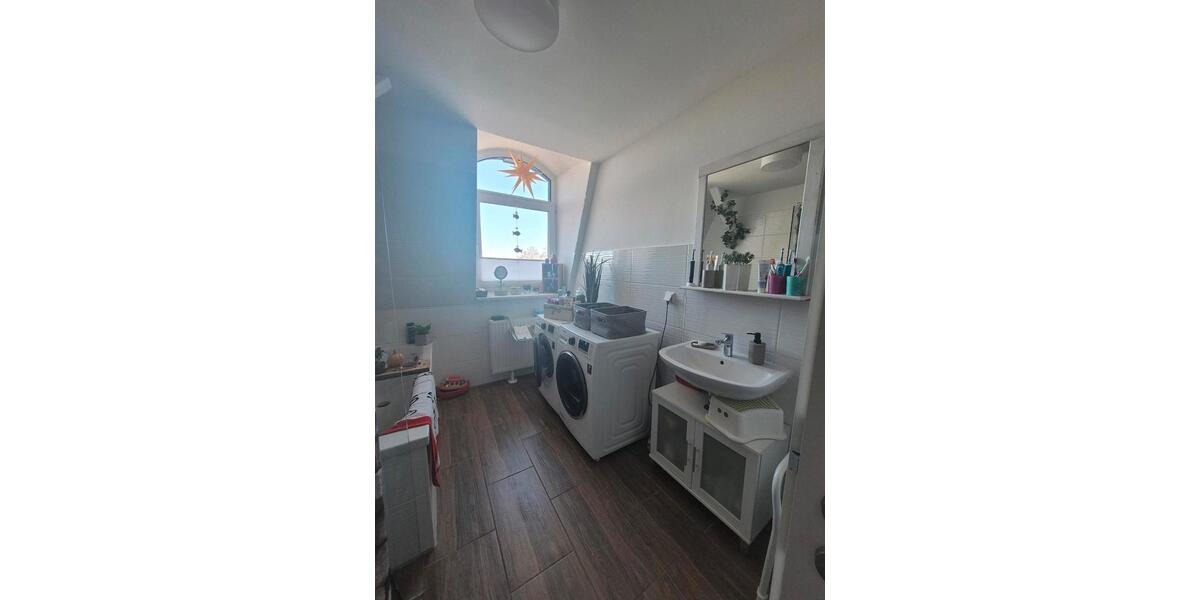 Dachgeschoßwohnung Ebersbach-Neugersdorf Neugersdorf - 5 Zimmer, 165 m&sup2;, 742&euro; | Angebot:24679375