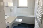 Modernisierte 3-Zimmer-Wohnung mit Tageslichtbad und Balkon
