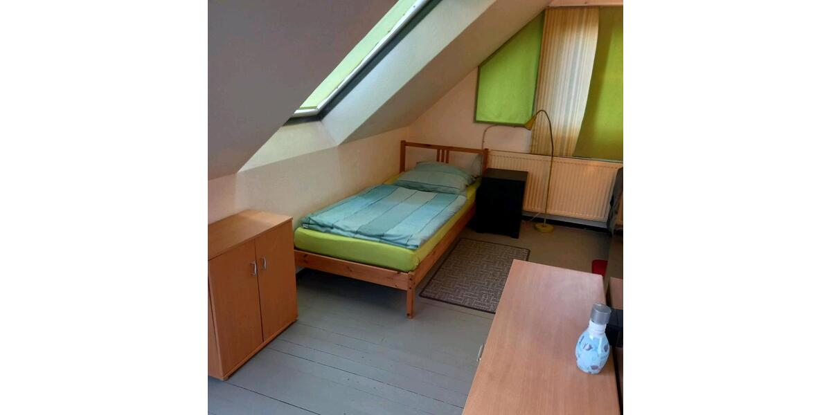 Einfamilienhaus Solingen Central - 3 Zimmer, 65 m&sup2;, 700&euro; | Angebot:25378276