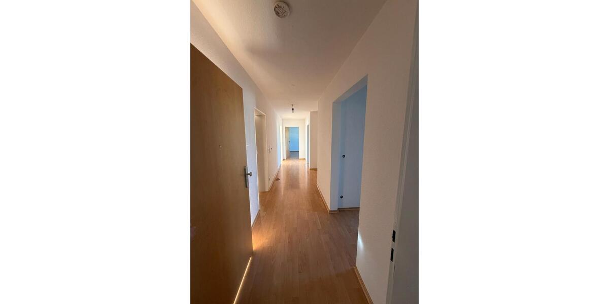 Etagenwohnung Nattheim - 4 Zimmer, 100 m&sup2;, 980&euro; | Angebot:26633811