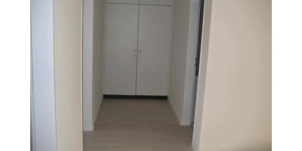 Etagenwohnung Ratzeburg - 2 Zimmer, 84 m&sup2;, 1.220&euro; | Angebot:26301903