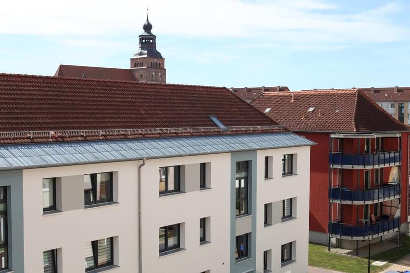 moderne 2-Raum-Wohnung mit Balkon nahe dem Zentrum von Malchin