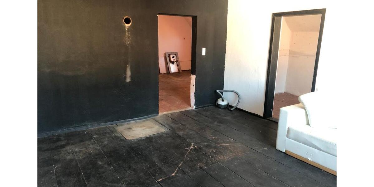 Dachgeschoßwohnung Seegebiet Mansfelder Land - 5 Zimmer, 120 m&sup2;, 500&euro; | Angebot:26560366