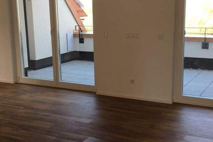 Großzügige 3-Zimmer-Whg. mit Einbauküche 3 zimmer