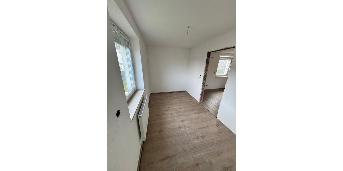Etagenwohnung Treuchtlingen - 4 Zimmer, 70 m&sup2;, 680&euro; | Angebot:26042050