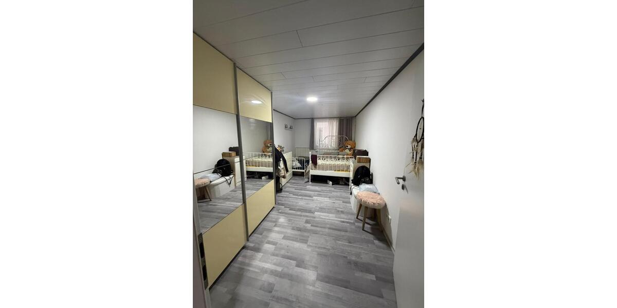 Erdgeschoßwohnung Michelau in Oberfranken - 4 Zimmer, 110 m&sup2;, 780&euro; | Angebot:26461552