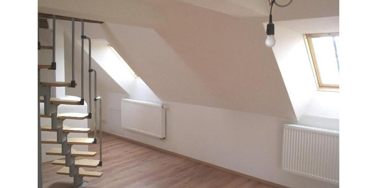 Dachgeschoßwohnung Leisnig - 1 Zimmer, 40 m&sup2;, 240&euro; | Angebot:25902826