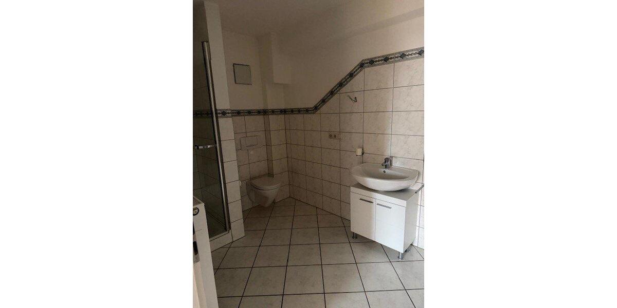 Erdgeschoßwohnung Bad Lippspringe - 2 Zimmer, 82 m&sup2;, 700&euro; | Angebot:26260514