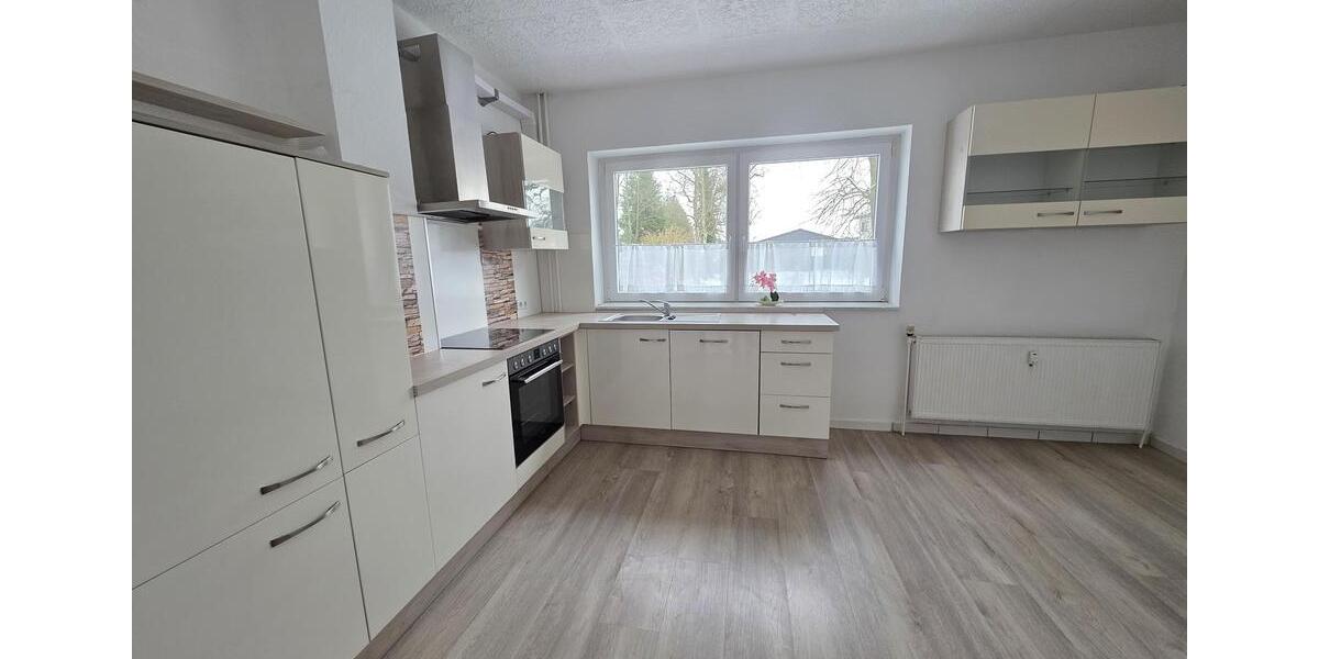 Erdgeschoßwohnung Hohenlockstedt - 4 Zimmer, 100 m&sup2;, 912&euro; | Angebot:25892463