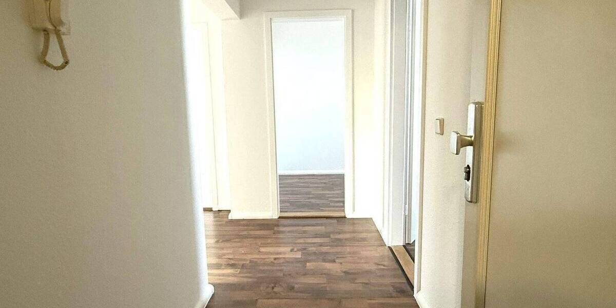 Etagenwohnung Chemnitz Gablenz - 3 Zimmer, 64 m&sup2;, 355&euro; | Angebot:26540797