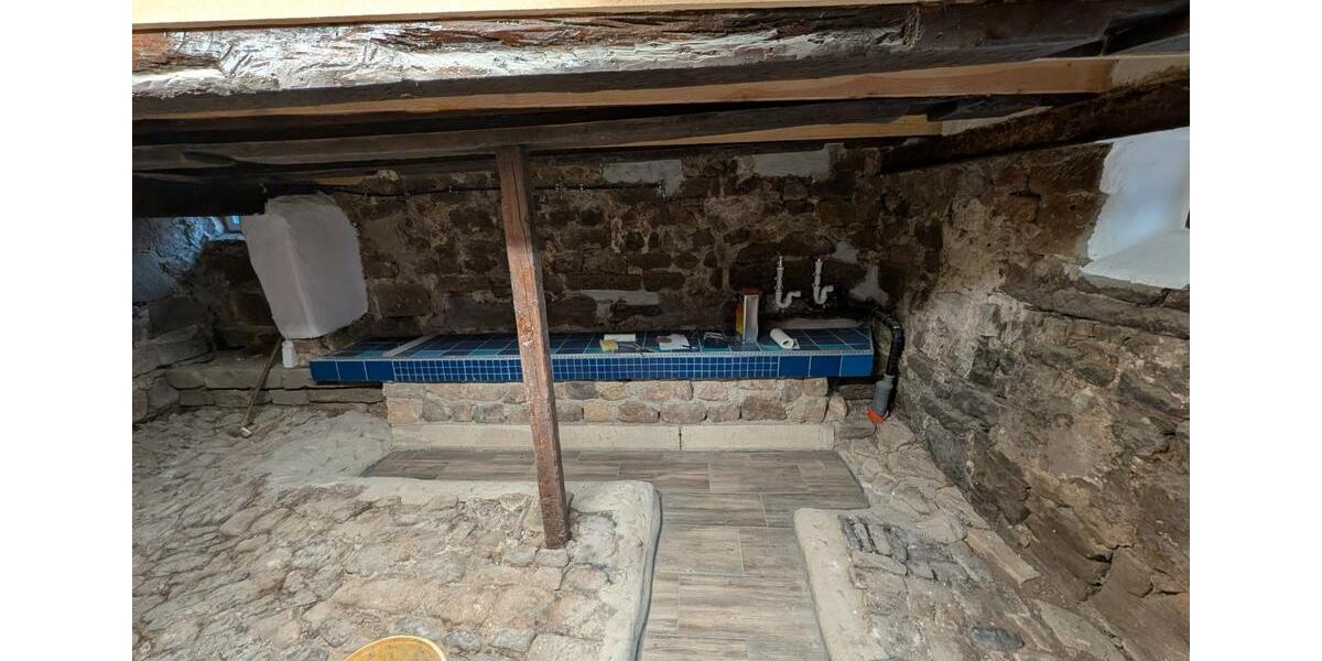 Bauernhaus, Landhaus Rottenburg am Neckar - 7 Zimmer, 200 m&sup2;, 1.750&euro; | Angebot:26041525