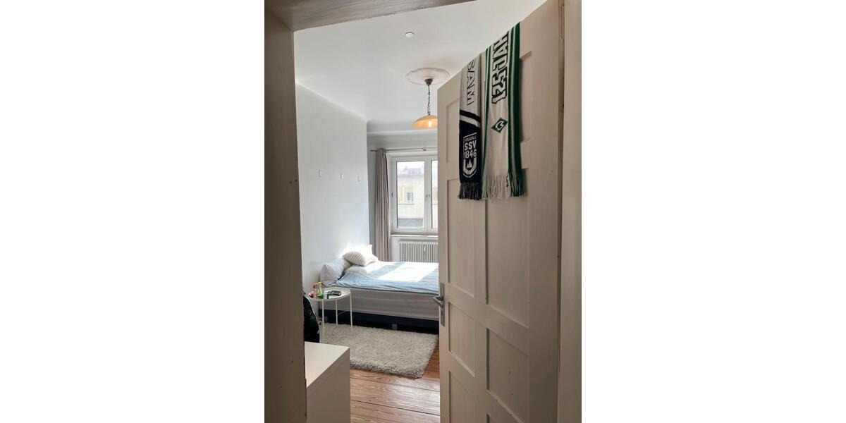 Etagenwohnung Neu-Ulm Ludwigsfeld - 4 Zimmer, 100 m&sup2;, 550&euro; | Angebot:26023287