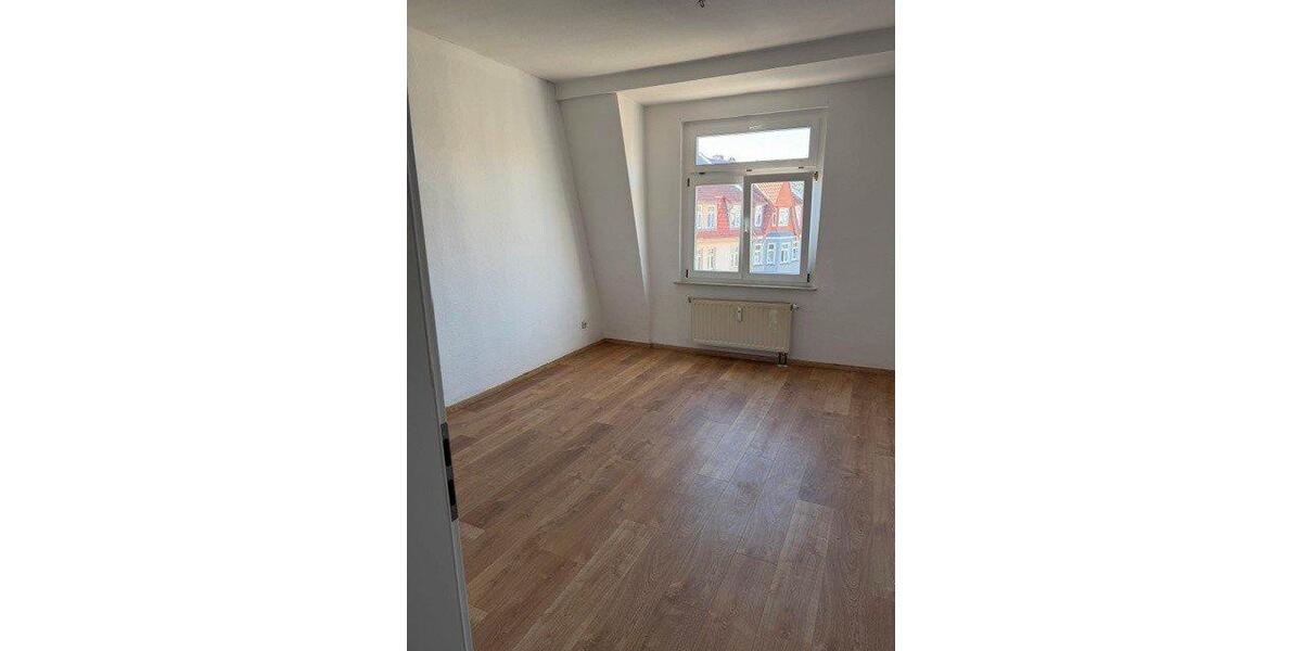 Etagenwohnung Arnstadt - 3 Zimmer, 69 m&sup2;, 496&euro; | Angebot:26364261