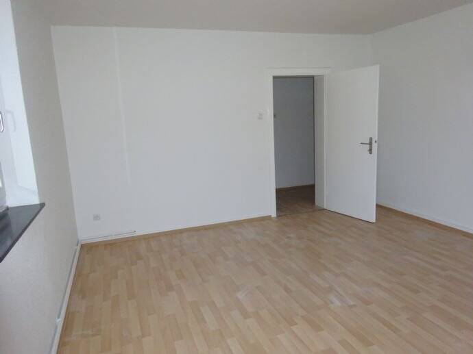 Etagenwohnung Hildesheim Ost - 3 Zimmer, 70 m&sup2;, 590&euro; | Angebot:25040937