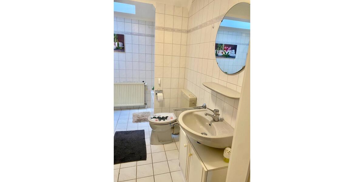 Etagenwohnung Papenburg - 4 Zimmer, 90 m&sup2;, 1.200&euro; | Angebot:24660295