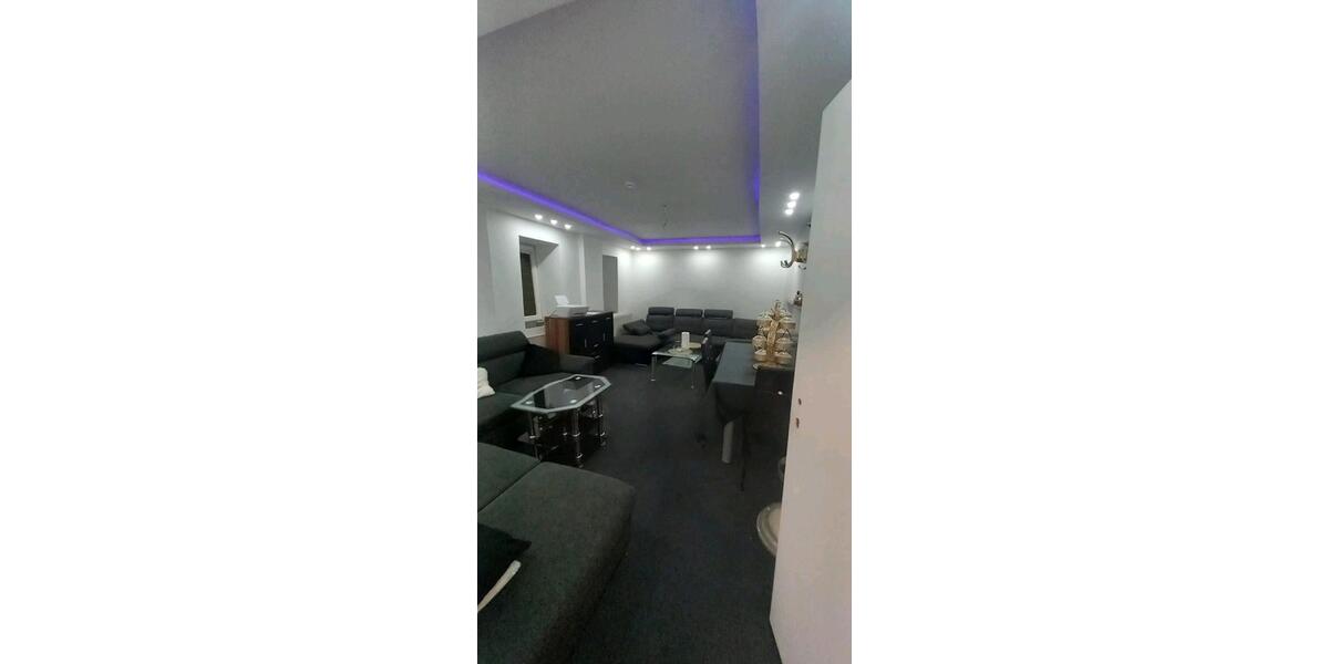 Etagenwohnung Neustadt bei Coburg - 1 Zimmer, 20 m&sup2;, 200&euro; | Angebot:26058131