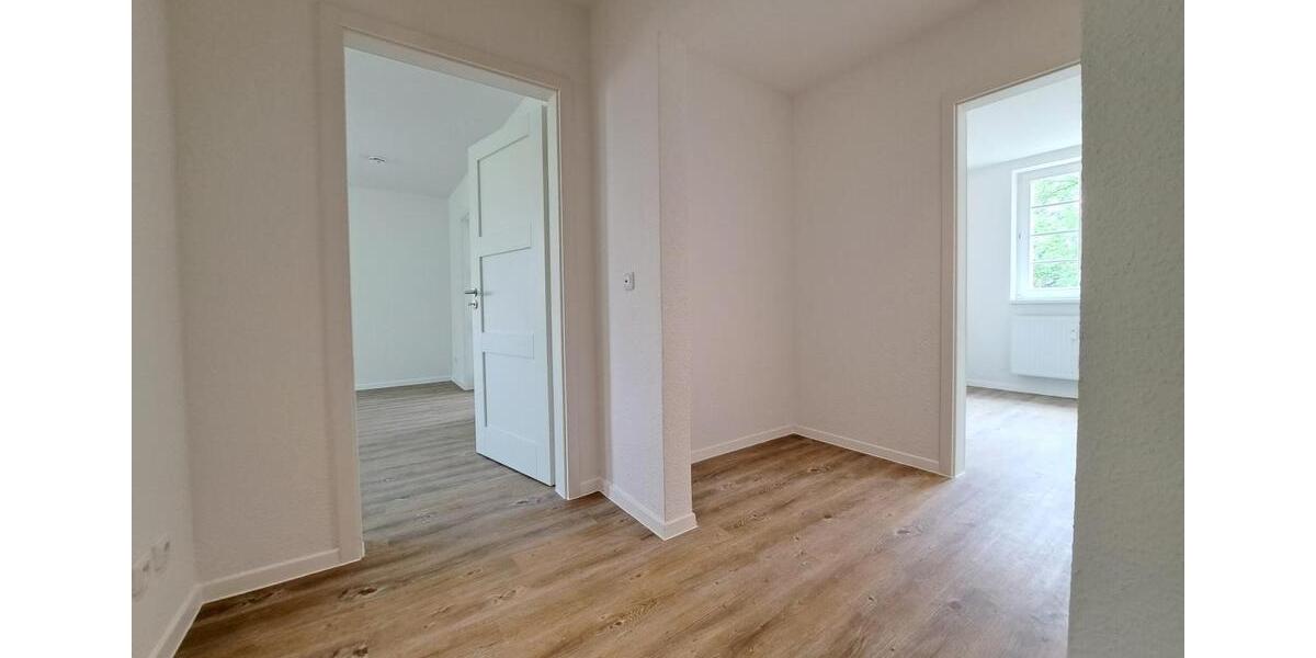 Etagenwohnung Magdeburg Diesdorf - 4 Zimmer, 99 m&sup2;, 990&euro; | Angebot:26365428