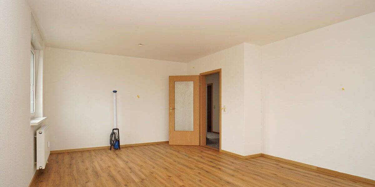 Etagenwohnung Freital - 2 Zimmer, 63 m&sup2;, 590&euro; | Angebot:26189762