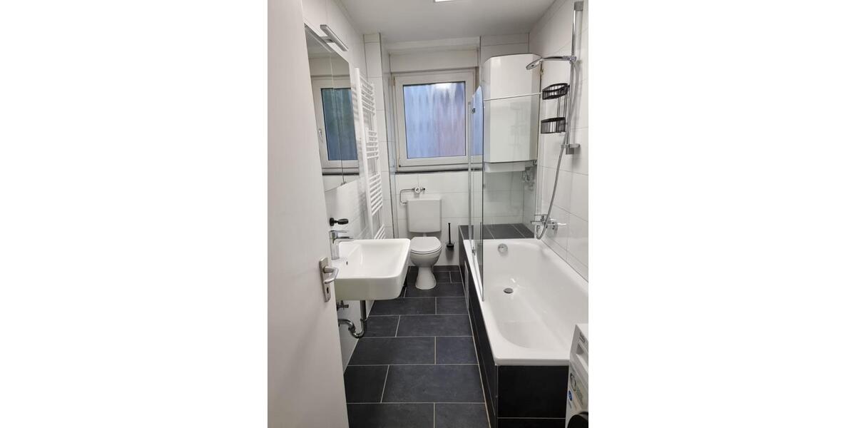 Wohnen auf Zeit Karlsruhe Mühlburg - 1 Zimmer, 12 m&sup2;, 399&euro; | Angebot:26335269