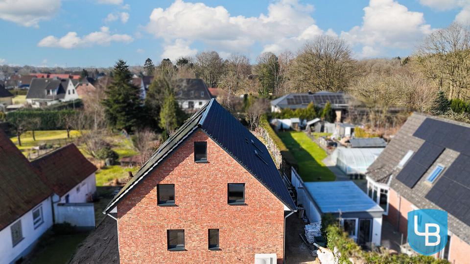 Doppelhaushälfte Neumünster Brachenfeld/Ruthenberg - 5 Zimmer, 134 m&sup2;, 1.950&euro; | Angebot:25961376