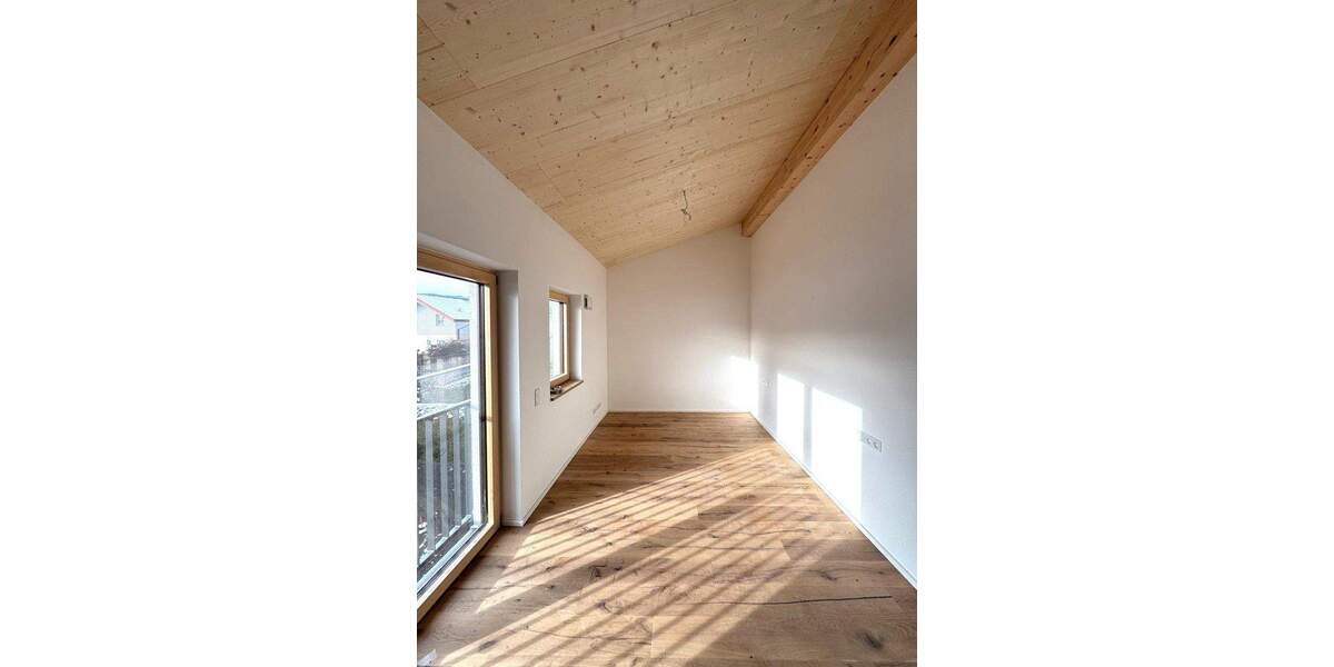 Etagenwohnung Raubling Nicklheim - 3 Zimmer, 89 m&sup2;, 1.450&euro; | Angebot:23965257