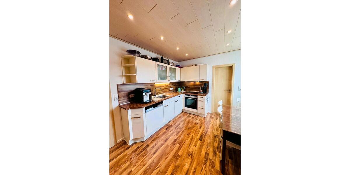 Etagenwohnung Bad Wildungen - 3 Zimmer, 74 m&sup2;, 740&euro; | Angebot:25285672