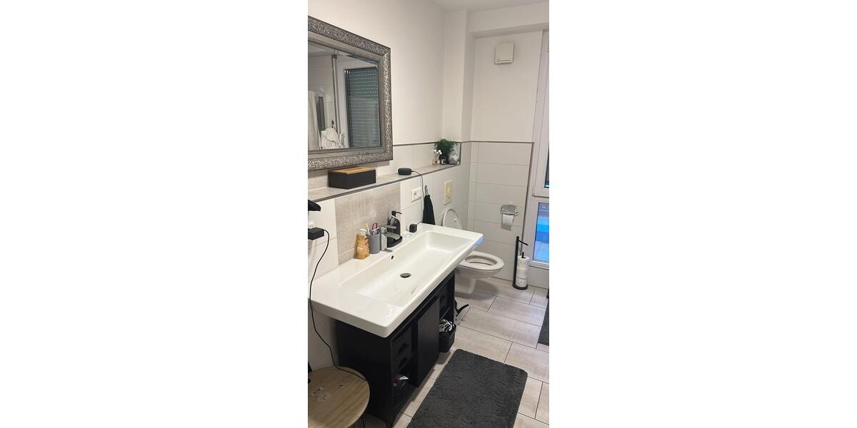 Etagenwohnung Hanau Großauheim - 3 Zimmer, 83 m&sup2;, 975&euro; | Angebot:24957462