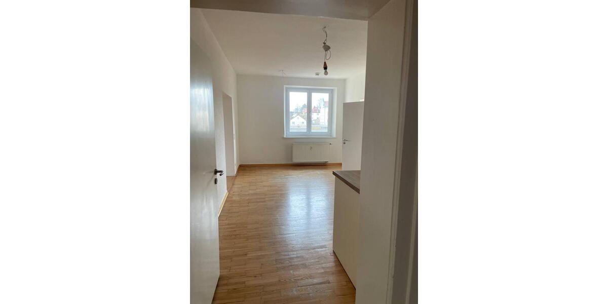 Etagenwohnung Bad Kötzting - 5 Zimmer, 143 m&sup2;, 887&euro; | Angebot:26067078