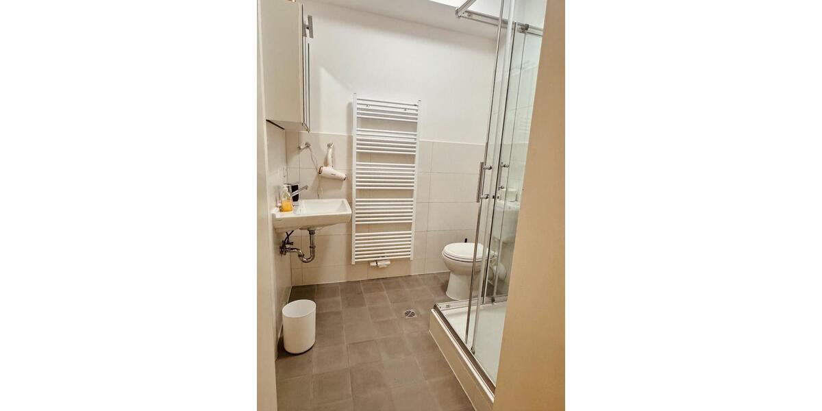 Wohnen auf Zeit Köln Rodenkirchen - 1 Zimmer, 35 m&sup2;, 690&euro; | Angebot:26426798
