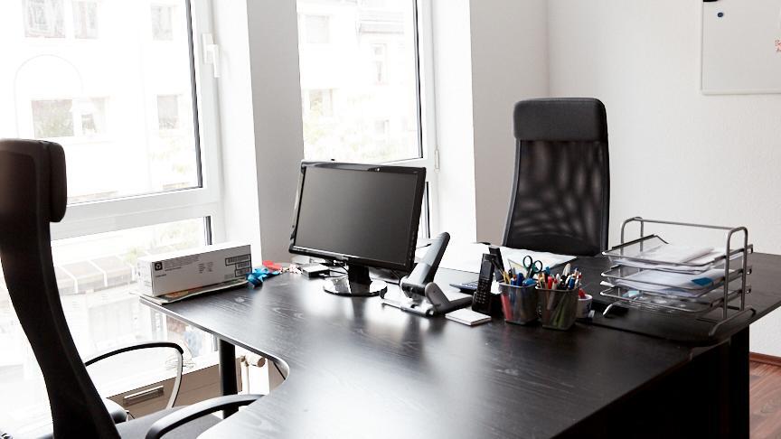 Sehr zentrales, 75 qm großes Büro mit Tagungsraum, eigener Zugang - All-in-Miete