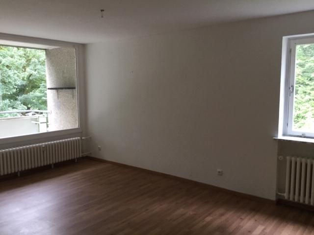 Etagenwohnung Siegen Dillnhütten - 3 Zimmer, 82 m&sup2;, 729&euro; | Angebot:26089494