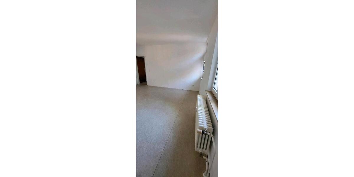 Etagenwohnung Dinslaken Lohberg - 3 Zimmer, 75 m&sup2;, 650&euro; | Angebot:25925617