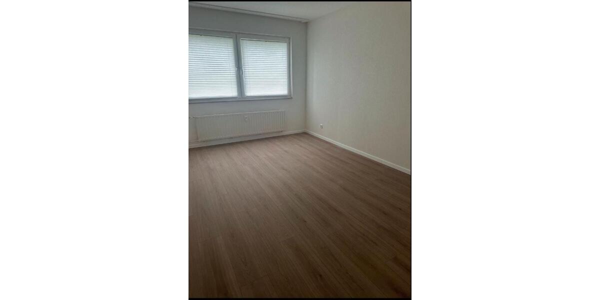 Hochparterre Solingen Central - 3 Zimmer, 71 m&sup2;, 800&euro; | Angebot:26706029