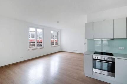 Wohnung Berlin Moabit - 3 Zimmer, 81 m&sup2;, 1.800&euro; | Angebot:25142965