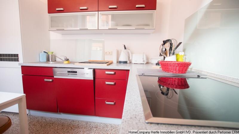 Liebevoll möblierte Wohnung mit 2 Balkonen für 2 - 12 Monate in der Wiehre 3 zimmer