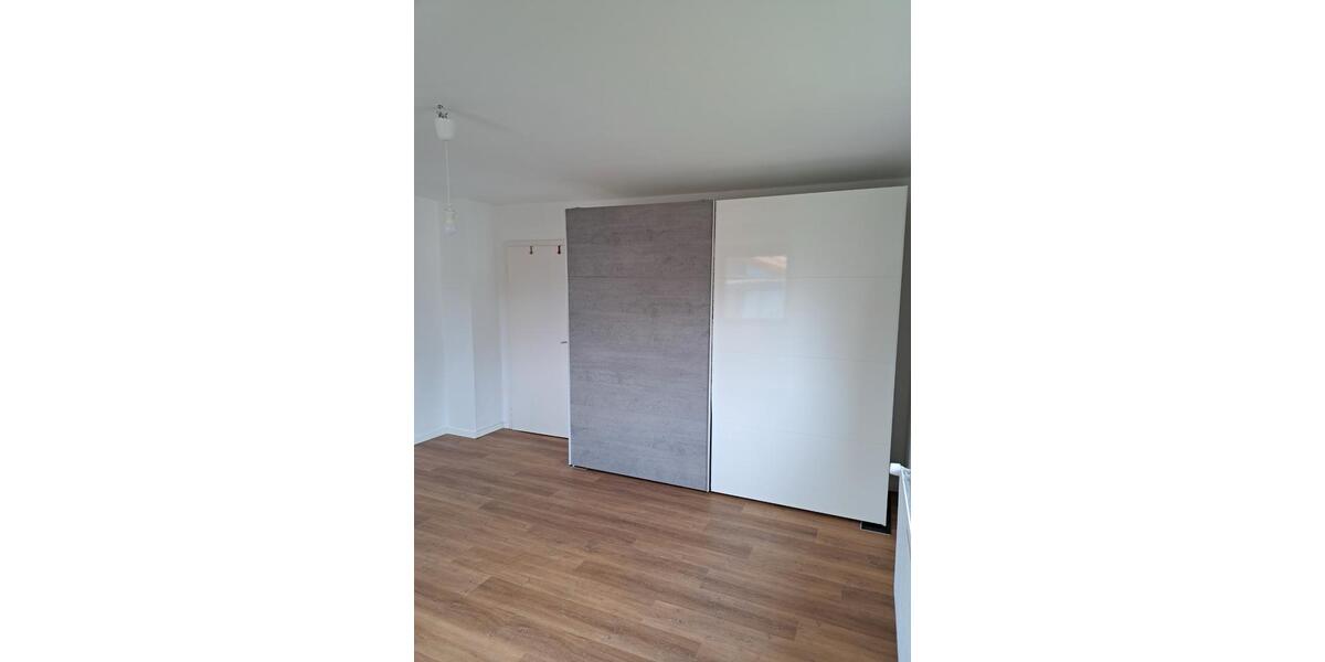 Etagenwohnung Welden - 2 Zimmer, 83 m&sup2;, 900&euro; | Angebot:26610669