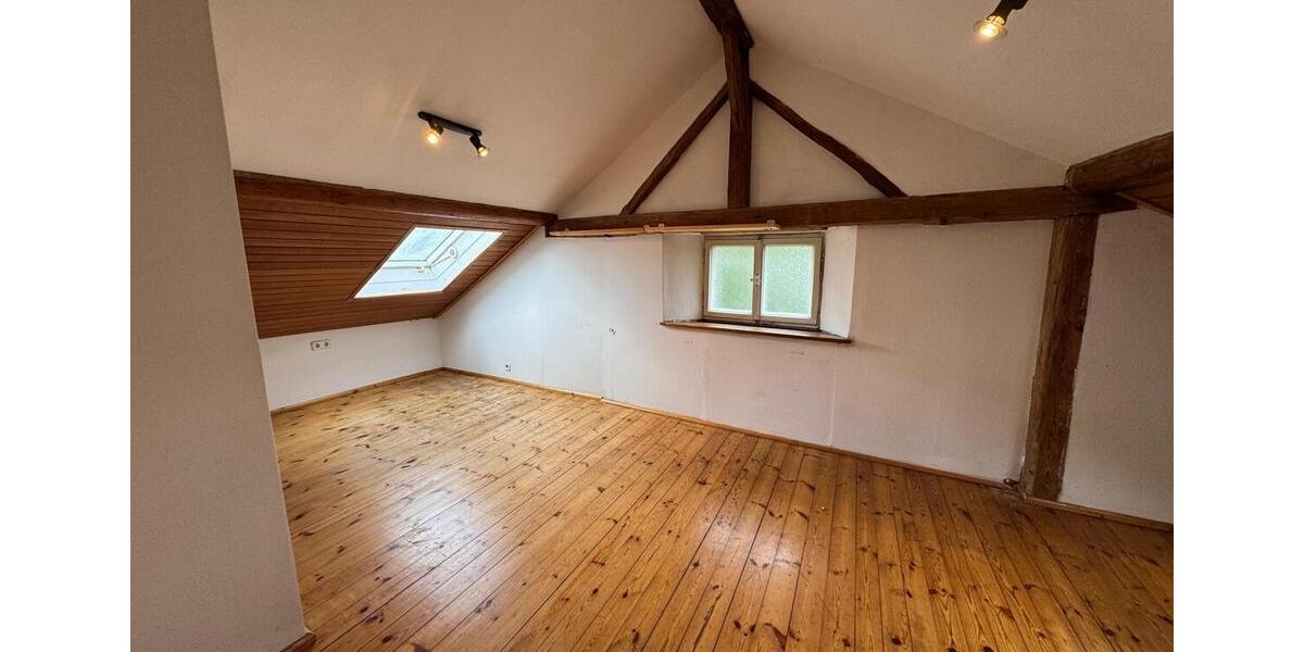 Einfamilienhaus Eggenfelden - 4.5 Zimmer, 109 m&sup2;, 960&euro; | Angebot:26087914