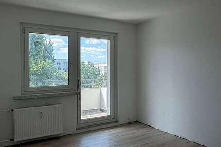Wohnung Berlin Hellersdorf - 3 Zimmer, 55 m&sup2;, 789&euro; | Angebot:26751086