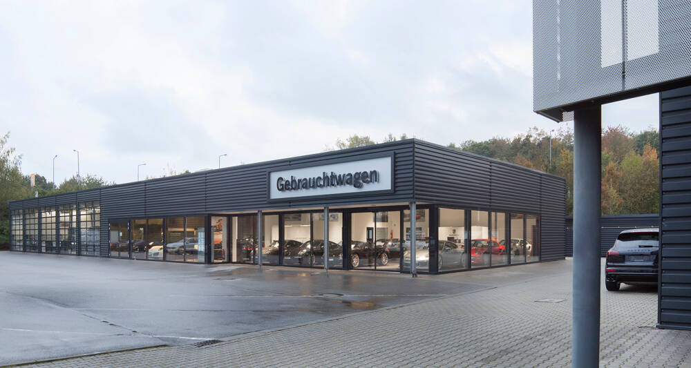 Porsche Zentrum Regensburg - RESERVIERT zimmer